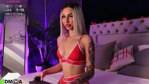 Arianna online show from November 1, 2025, 7:27 pm