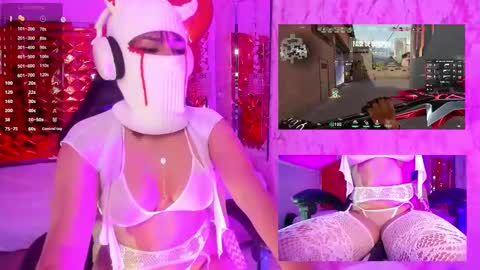 Snapshot of arianova_ chatting on February 9, 2026, 1:59 pm Aria online show from February 9, 2026, 1:59 pm