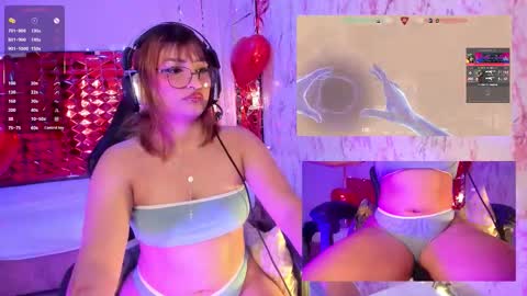 Snapshot of arianova_ chatting on February 11, 2026, 1:49 pm Aria online show from February 11, 2026, 1:49 pm