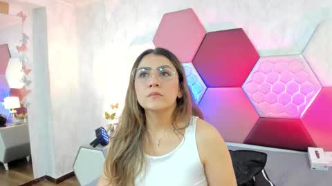 aria online show from May 15, 2026, 9:44 pm