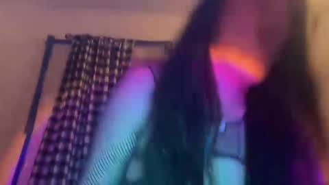 Snapshot of ariawestlove chatting on January 13, 2025, 5:23 am Aria online show from January 13, 2025, 5:23 am