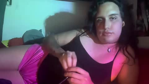 Snapshot of ariawestlove chatting on January 29, 2025, 3:22 am Aria online show from January 29, 2025, 3:22 am