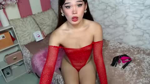 Arie online show from November 22, 2025, 6:56 am