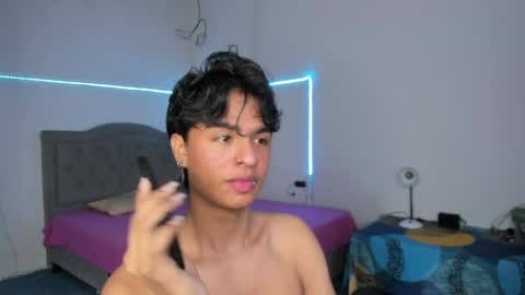 Snapshot of ariel_adan chatting on June 5, 2026, 7:08 pm ariel_adan online show from June 5, 2026, 7:08 pm
