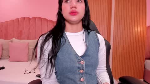 Ariel online show from December 16, 2024, 5:11 pm