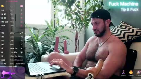 Ariel online show from June 3, 2026, 2:55 pm