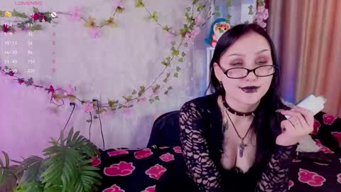 Dee online show from March 16, 2026, 5:44 am