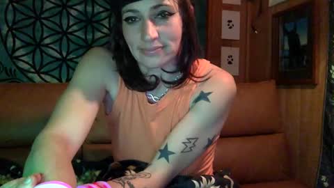 ariel  colin when hes here online show from January 17, 2025, 3:12 am