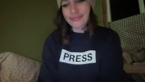 ariel  colin when hes here online show from April 8, 2026, 4:56 am