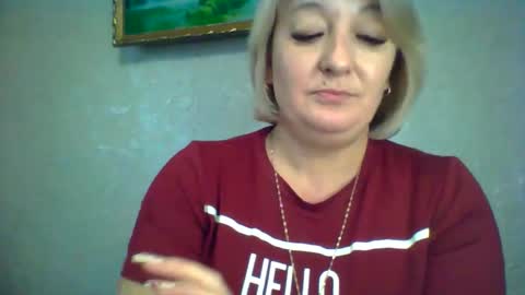 Snapshot of arielxloveresss chatting on October 23, 2025, 8:13 am ArielXLoveresss online show from October 23, 2025, 8:13 am
