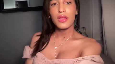 Aria online show from April 16, 2026, 12:33 am