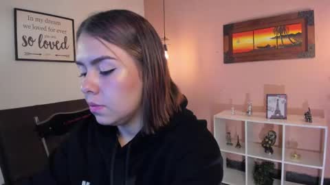  Arianna  online show from February 18, 2025, 12:49 pm