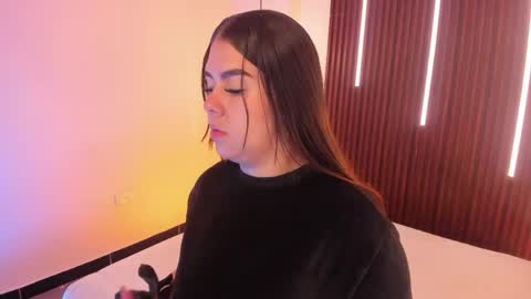  Arianna  online show from April 6, 2026, 12:50 pm