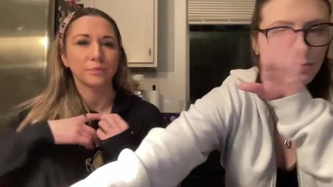 airskiii online show from February 6, 2025, 1:05 am