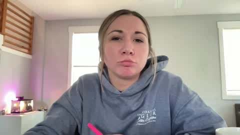 airskiii online show from February 6, 2025, 6:24 pm