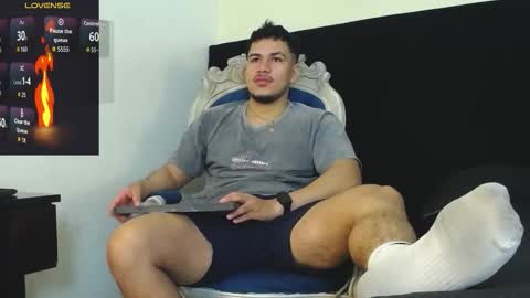 Ariies13 online show from December 15, 2025, 12:20 pm