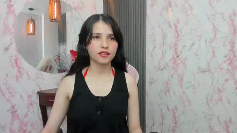 arisha_lee2 online show from January 2, 2025, 4:24 pm