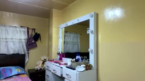 ariza1515 online show from February 19, 2025, 11:06 am