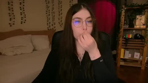 Astrid online show from October 20, 2025, 1:28 am