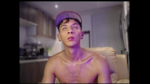 Snapshot of arlen_lexxx chatting on November 30, 2025, 7:12 am arlen_lexxx online show from November 30, 2025, 7:12 am