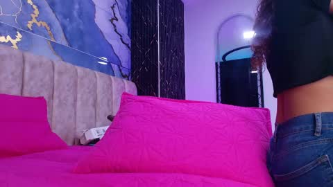 Snapshot of arleth_1 chatting on April 27, 2026, 3:04 am Arleth online show from April 27, 2026, 3:04 am
