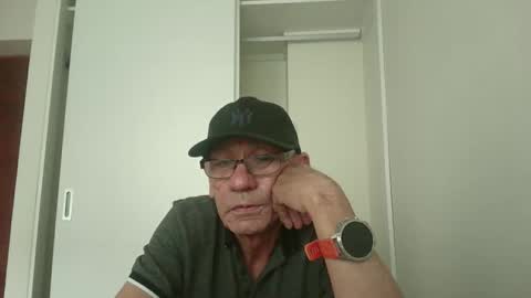 armaduradeacero online show from June 7, 2026, 9:51 pm
