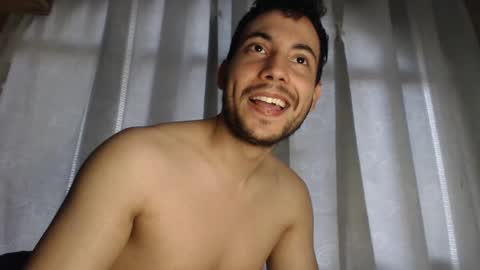 Snapshot of armando_2002 chatting on January 29, 2025, 6:18 pm ARMANDO online show from January 29, 2025, 6:18 pm