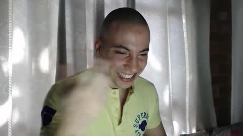 ARMANDO online show from November 13, 2025, 6:29 pm