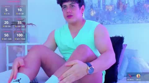   online show from November 3, 2025, 6:14 am