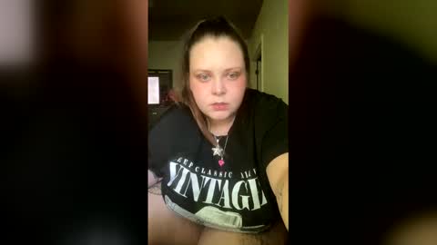 armoniskyee online show from April 12, 2026, 10:26 pm