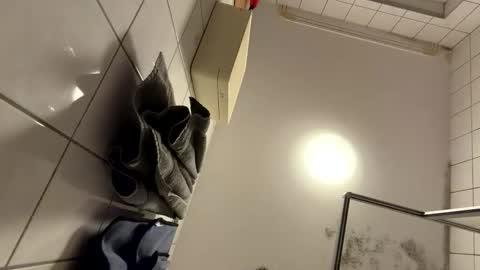 armyskater32 online show from February 28, 2026, 9:27 pm