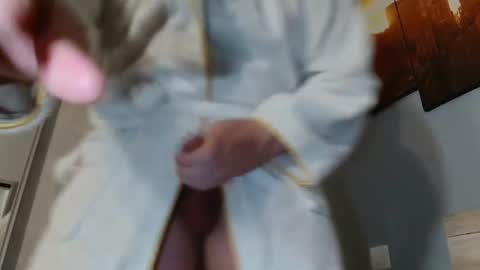 Matt Huge online show from October 31, 2025, 9:38 pm