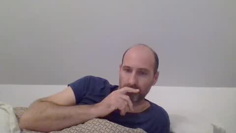 arnaud502700 online show from December 29, 2024, 6:45 am