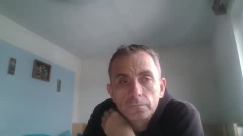 aromannn online show from December 1, 2025, 9:25 am