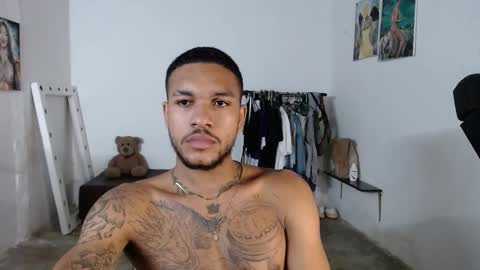 aron_7 online show from December 16, 2024, 7:37 am