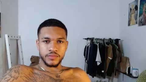 aron_7 online show from December 27, 2024, 7:40 am