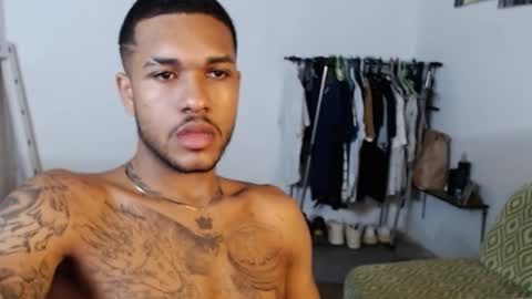 aron_7 online show from January 24, 2025, 2:39 am