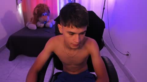 Aaron online show from April 4, 2026, 8:28 pm