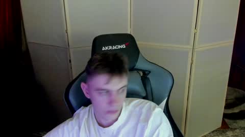 Snapshot of aron_neall chatting on December 31, 2024, 6:05 am biggest penis online show from December 31, 2024, 6:05 am