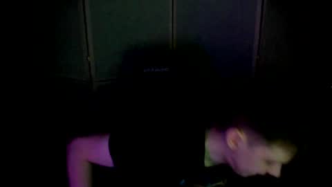 Snapshot of aron_neall chatting on January 15, 2025, 6:33 am biggest penis online show from January 15, 2025, 6:33 am