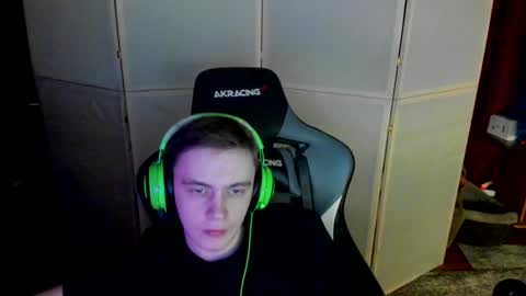 Snapshot of aron_neall chatting on January 26, 2025, 2:19 pm biggest penis online show from January 26, 2025, 2:19 pm