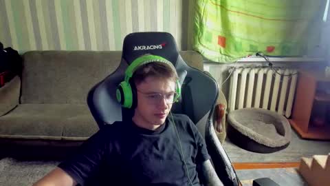 Snapshot of aron_neall chatting on October 2, 2025, 9:16 am biggest penis online show from October 2, 2025, 9:16 am