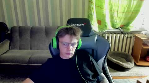 Snapshot of aron_neall chatting on October 6, 2025, 9:07 am biggest penis online show from October 6, 2025, 9:07 am