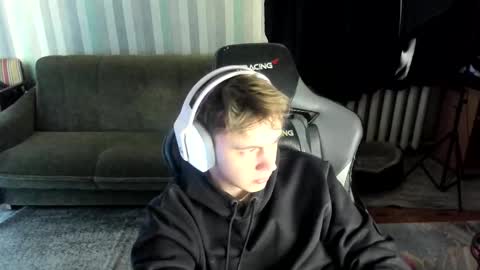 Snapshot of aron_neall chatting on February 2, 2026, 9:08 am biggest penis online show from February 2, 2026, 9:08 am