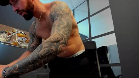 AronGrant online show from December 30, 2024, 8:10 am