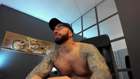 AronGrant online show from February 2, 2025, 8:46 am