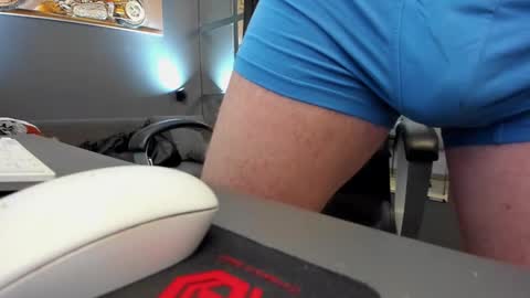 AronGrant online show from February 19, 2025, 11:49 am