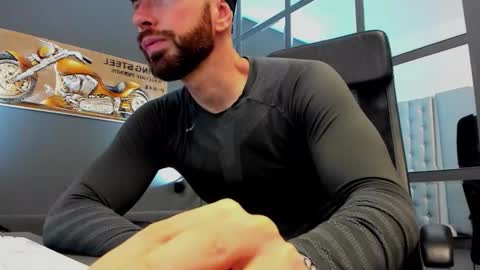 AronGrant online show from February 18, 2026, 10:22 am