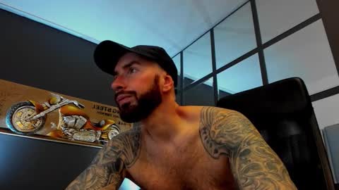 AronGrant online show from March 25, 2026, 10:43 am