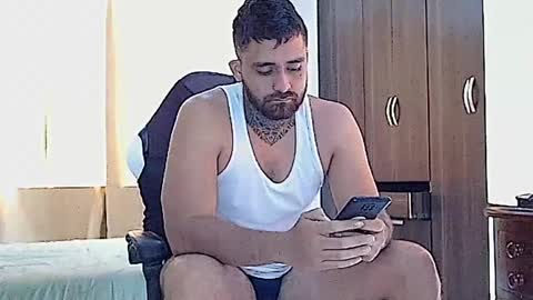 aronmiller online show from March 9, 2025, 4:44 pm